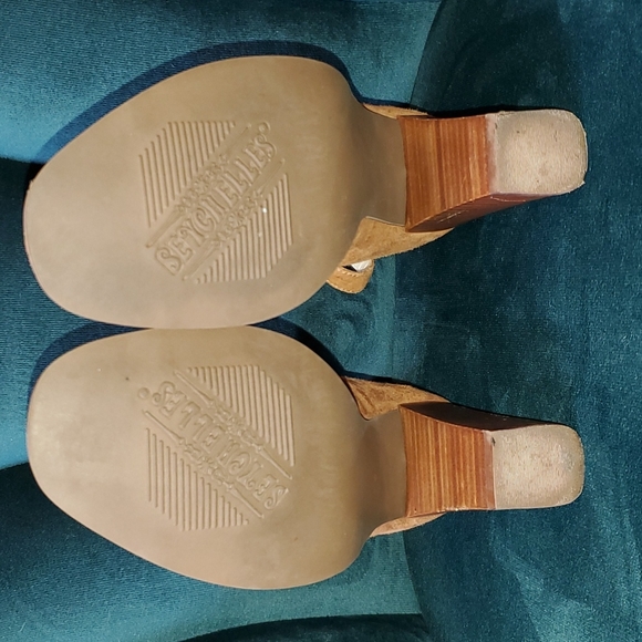 Seychelles Strappy Heels - Picture 5 of 7